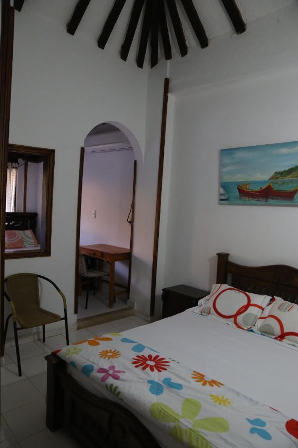Hostal Pelikan Taganga Eksteriør billede