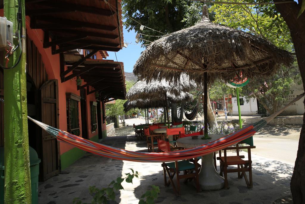 Hostal Pelikan Taganga Eksteriør billede
