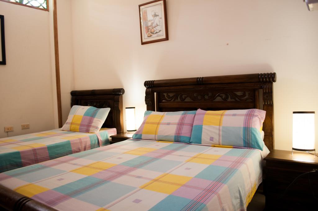 Hostal Pelikan Taganga Eksteriør billede